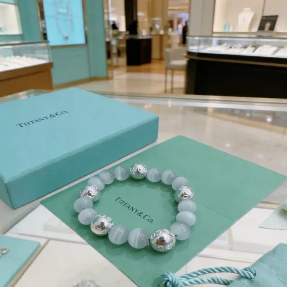 Tiffany Co Tiffany HardWear Bead Bracelet bracelet Sterling silver with pale blue cat s eye beads 18cm