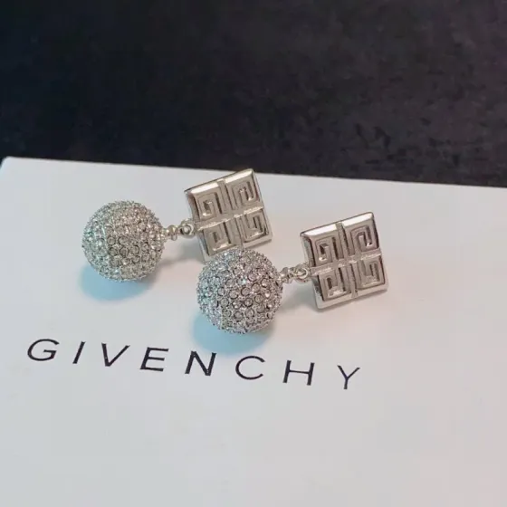 Luxury necklace