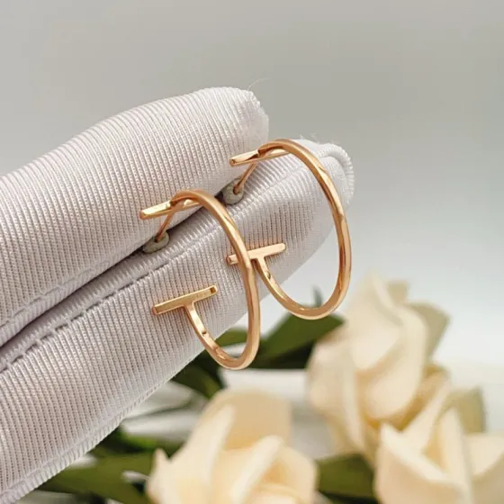 Tiffany T Wire Hoop earrings 18k rose gold no gemstones 25mm hoop diameter