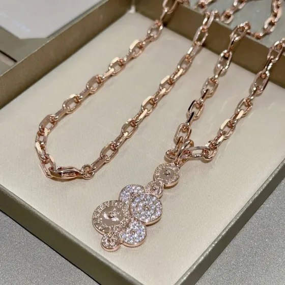 Bvlgari DIVAS DREAM necklace Rose gold with clear pave diamonds 45cm