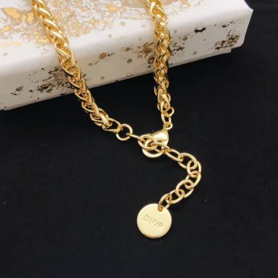 Dior DXL0120 Lucky Charms Pearl Choker necklace gold-tone metal with white faux pearls 40cm with 5cm extender