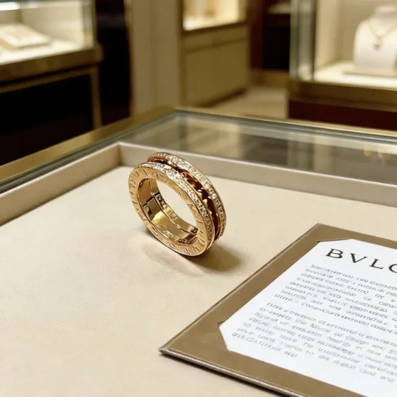 Bvlgari B zero1 ring 18k yellow gold with clear pave diamonds 10