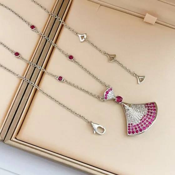 Bvlgari Divas Dream necklace 18k white gold white diamond ruby pink sapphire 42cm with 5cm extender