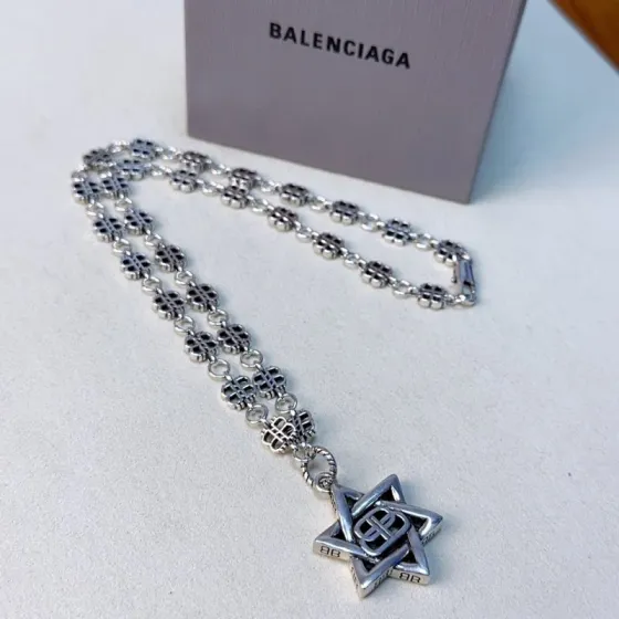 Luxury necklace