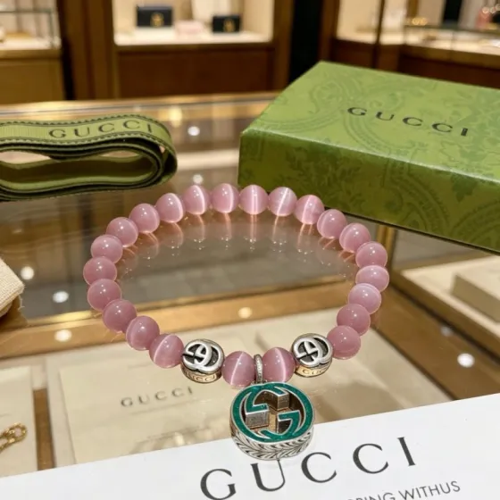 Gucci Anger Forest bracelet Silver-toned metal pink cat s eye beads green enamel 18cm