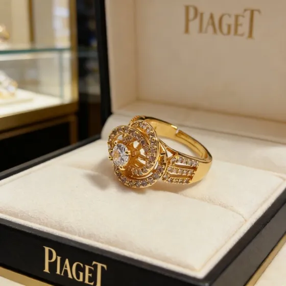 Piaget Possession ring 18k yellow gold with clear diamond simulants US 7