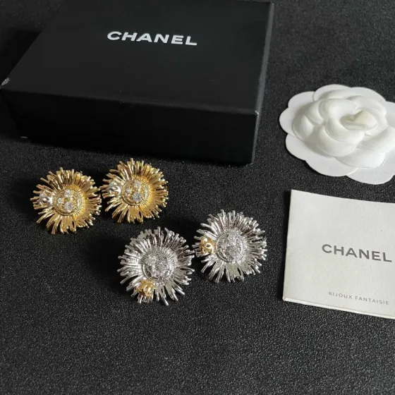 Chanel Sunburst CC Stud Earrings earrings Two-tone gold and silver metal with clear crystal accents 2 5cm diameter