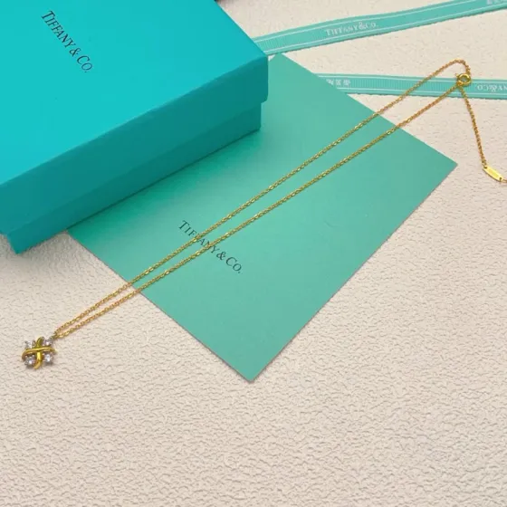 Tiffany Co Schlumberger Lynn necklace yellow gold with clear diamond accents 40cm