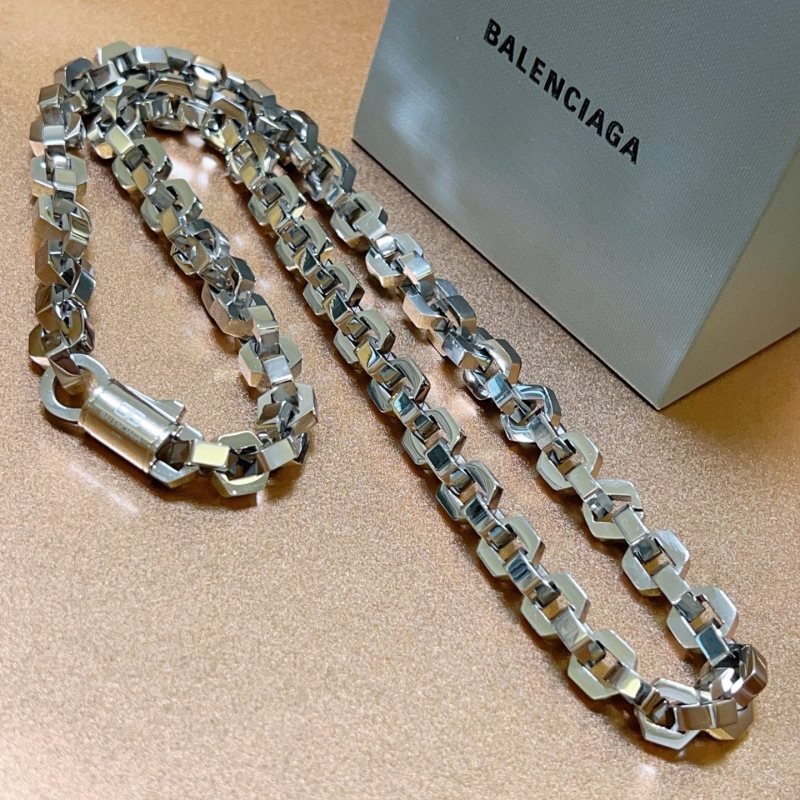 Luxury necklace