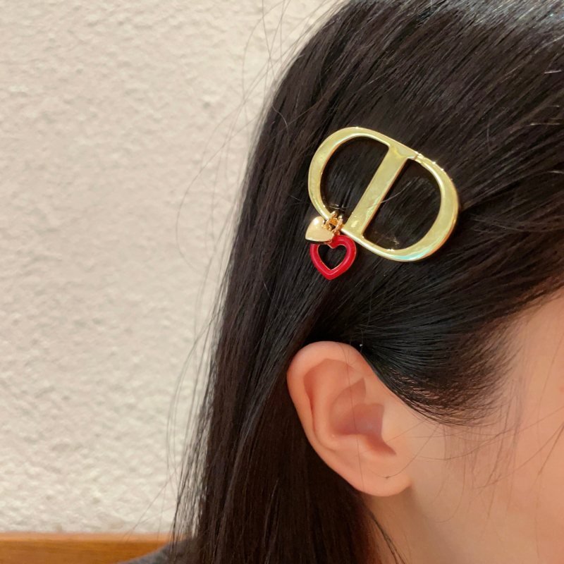 Dior CD Logo Heart Charm Hair Clip brooch gold-tone metal with red enamel heart charm 3 5cm