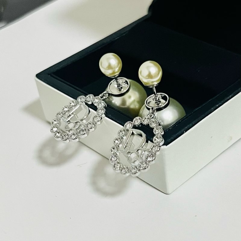 Dior Tribales earrings Silver-toned metal white resin pearl clear crystal One Size