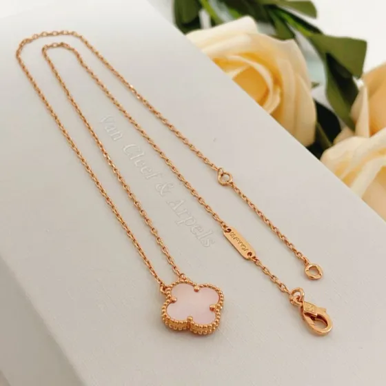 Van Cleef Arpels Sweet Alhambra necklace Rose gold metal with pink mother-of-pearl stone 42cm