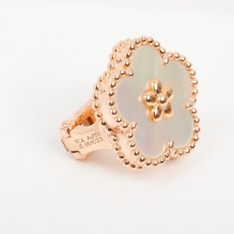 Van Cleef Arpels Lucky Spring Plum Blossom earrings 18K rose gold white mother-of-pearl 15mm diameter
