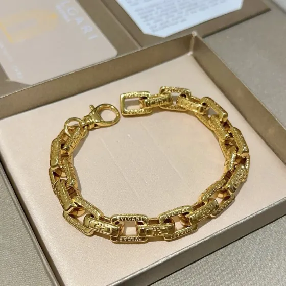 Bvlgari Bvlgari V Chain bracelet 18k yellow gold 20