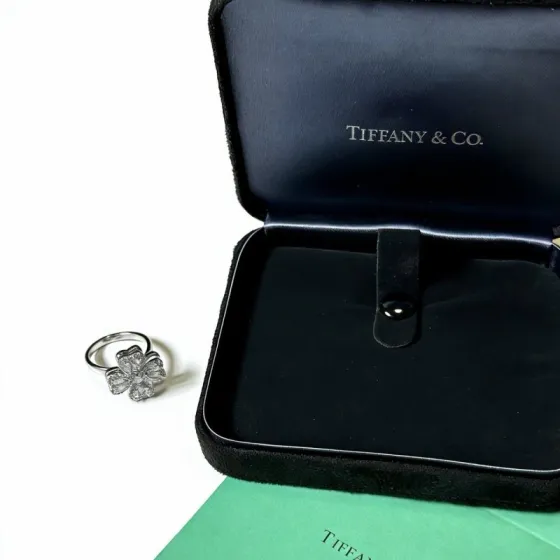 Tiffany Co Four Leaf Clover Diamond Ring ring Platinum metal with clear white diamonds US 6