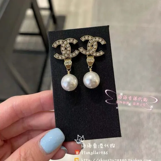 Chanel CC Crystal Pearl Drop Earrings earrings Gold-tone metal clear crystals white pearl One Size