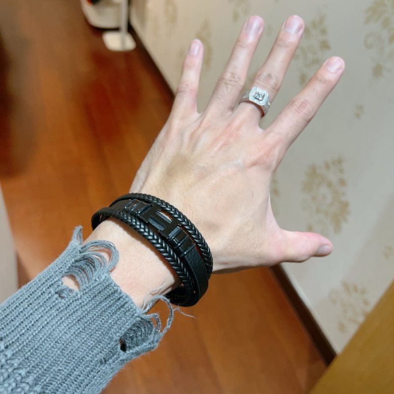 Hermes New Anger Forest bracelet Black leather black metal hardware 19cm
