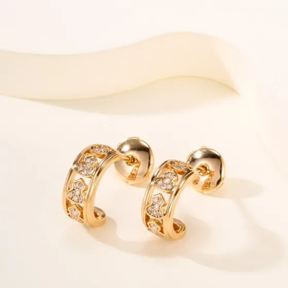 Qeelin Wulu earrings 18K yellow gold with clear diamond pave 1 2cm hoop diameter