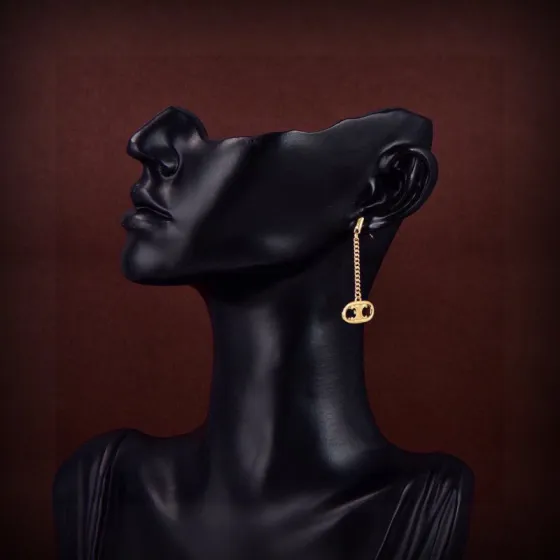 Celine PRECLOUS Triomphe Chain Drop earrings 18k gold tone metal no accent stones 3cm drop length