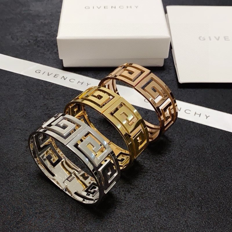 Luxury necklace