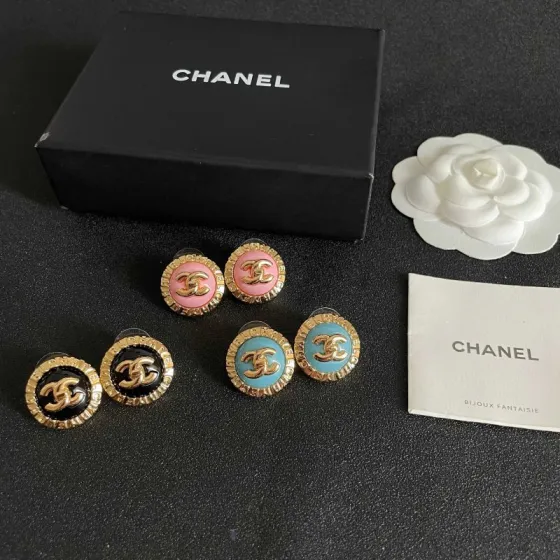 Chanel CC Logo Round Enamel Stud Earrings earrings Gold-tone metal with light blue enamel 1 5cm diameter