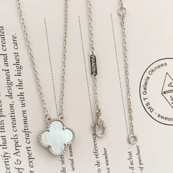 Van Cleef Arpels Sweet Alhambra necklace 18K white gold white mother-of-pearl 42cm