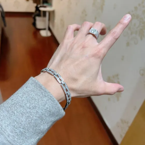 Bvlgari DIVAS DREAM bracelet 18k white gold with pave diamonds 18cm