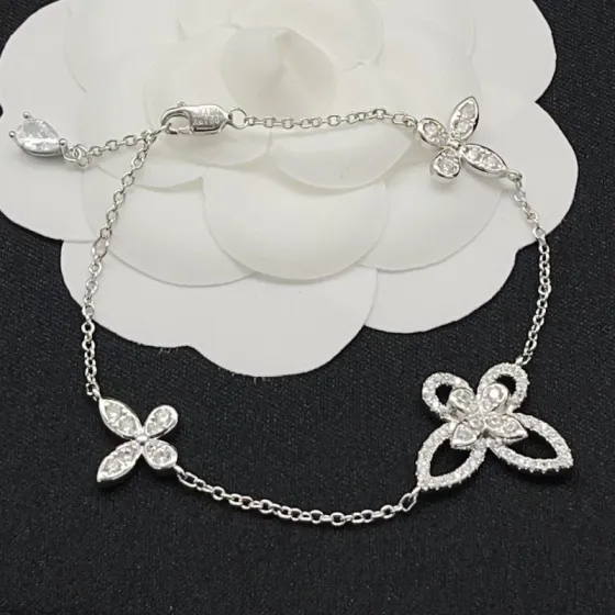 Graff Butterfly Silhouette bracelet 18K white gold with clear diamonds 18cm with 2cm extender