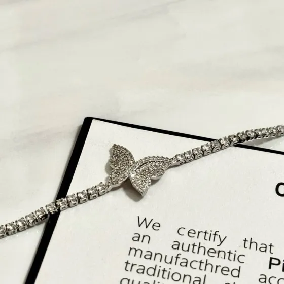 Piaget Butterfly Diamond Tennis Bracelet bracelet White gold with clear diamonds 17cm