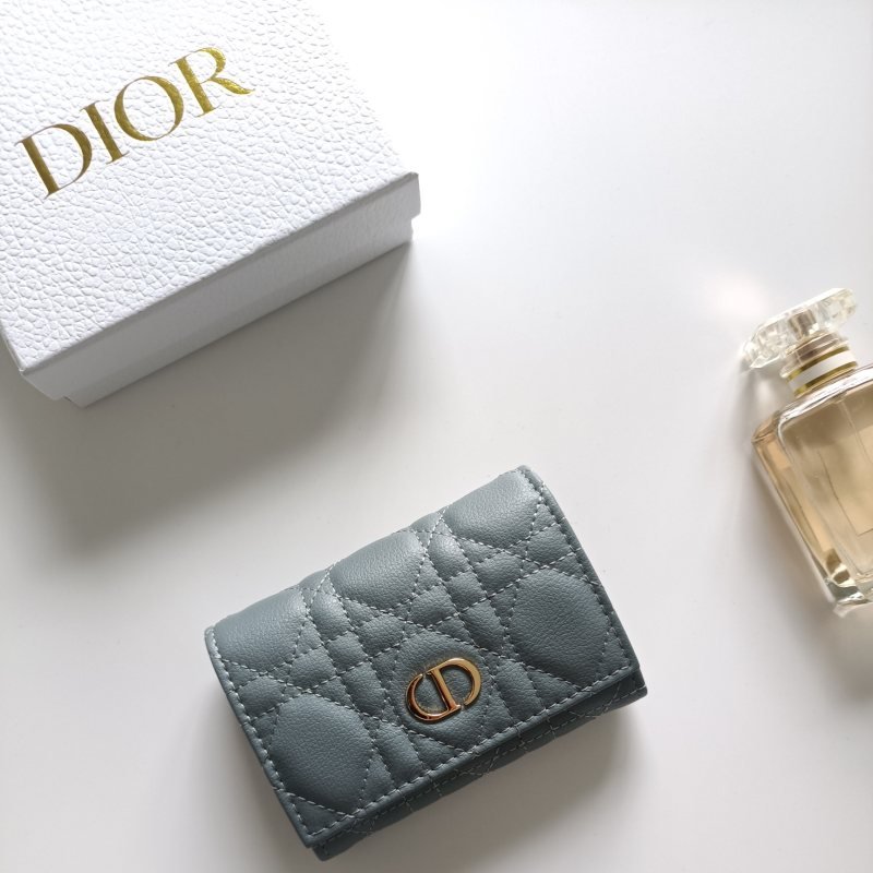 Dior Dior Caro card holder cloud blue grained calfskin gold-tone metal hardware 11x7 5x2 5cm