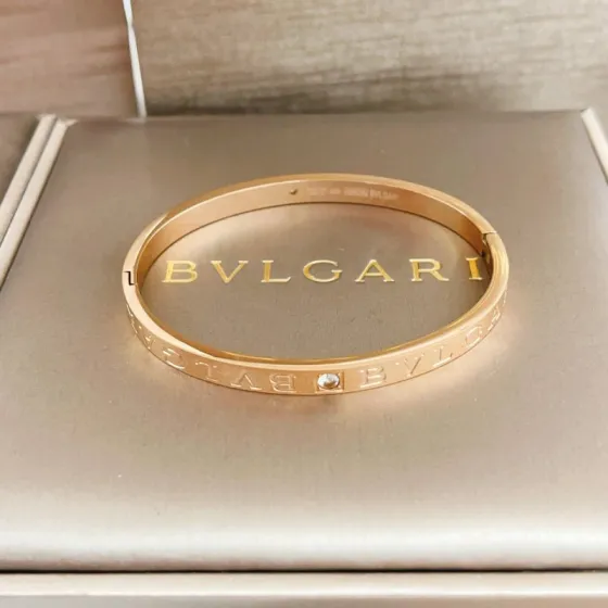Bvlgari Bvlgari B zero1 Logo Bangle bracelet rose gold with clear diamond accent one size fits all
