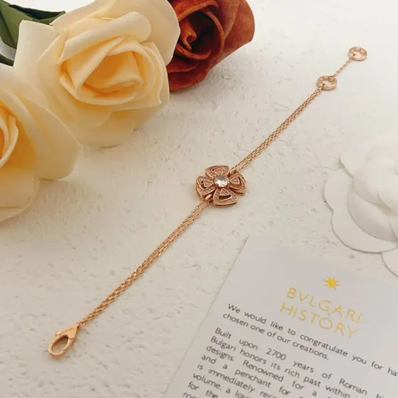 Bvlgari Fiorever bracelet Rose gold with clear diamonds 17-19cm adjustable