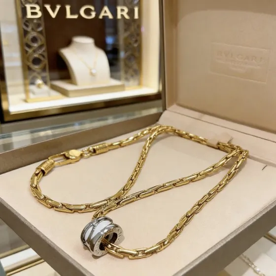 Bvlgari B zero1 necklace Yellow gold chain white ceramic and silver-toned metal pendant 45cm