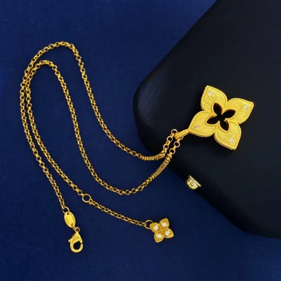 Roberto Coin Princess Flower necklace yellow gold with diamond accents 18 inch