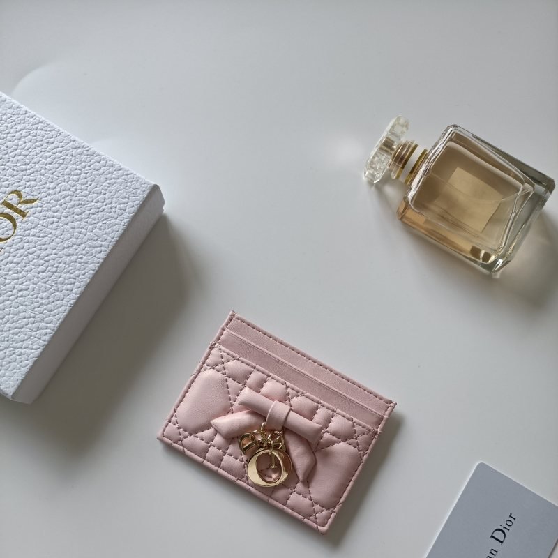 Dior Lady Dior brooch light pink lambskin with gold-tone metal hardware 10 5 8 0 5cm