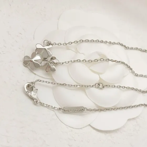 Van Cleef Arpels Frivole necklace 18K white gold with diamond accents 42cm