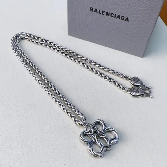 Luxury necklace