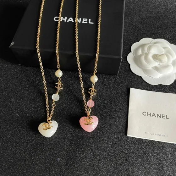 Chanel CC Heart Pendant Necklace necklace Gold-tone metal with cream faux pearl pink resin bead and pink resin heart pendant 42cm