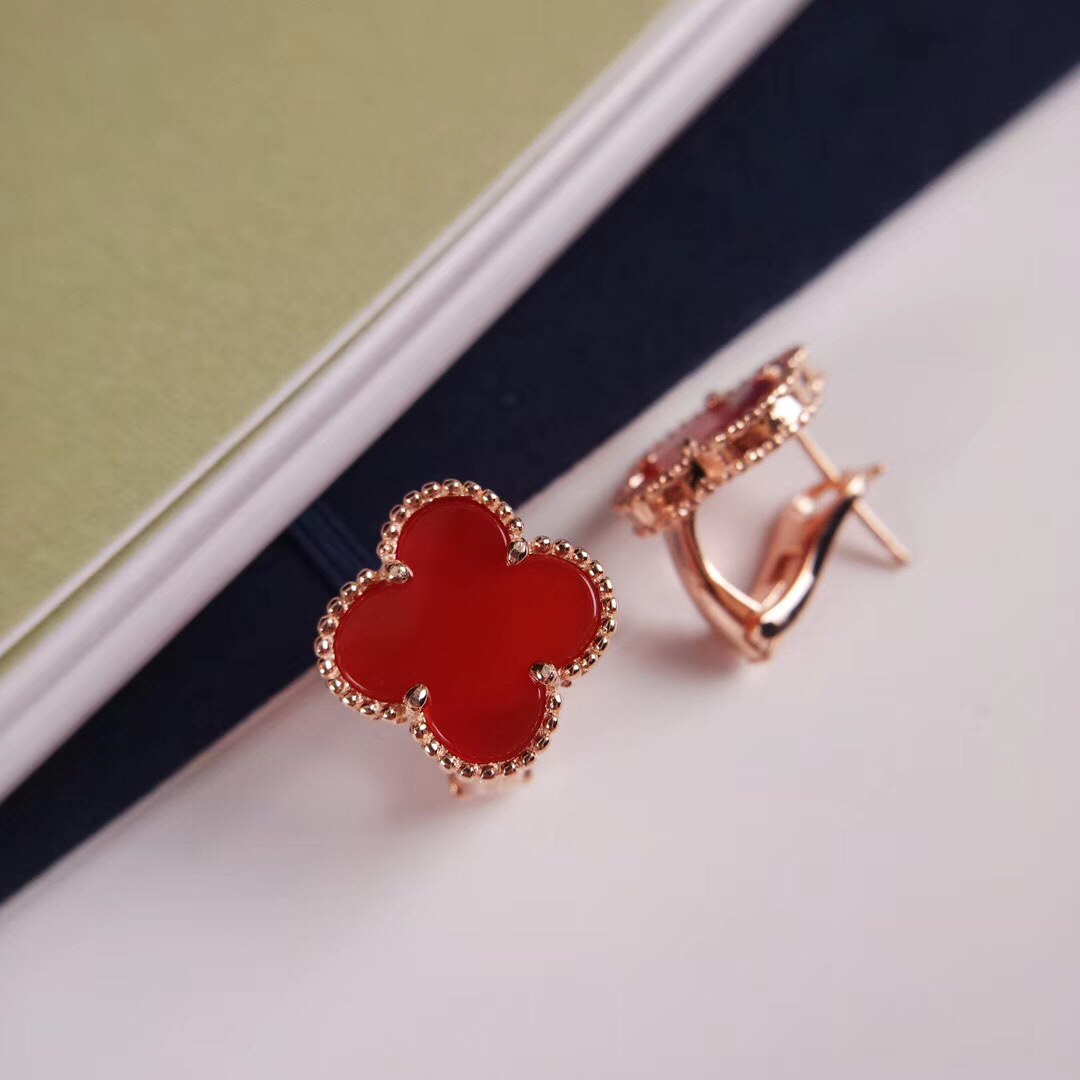 Van Cleef Arpels Vintage Alhambra earrings Yellow gold with green malachite Rose gold with red carnelian 15mm motif diameter