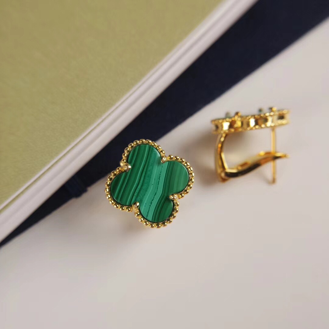 Van Cleef Arpels Vintage Alhambra earrings Yellow gold with green malachite Rose gold with red carnelian 15mm motif diameter