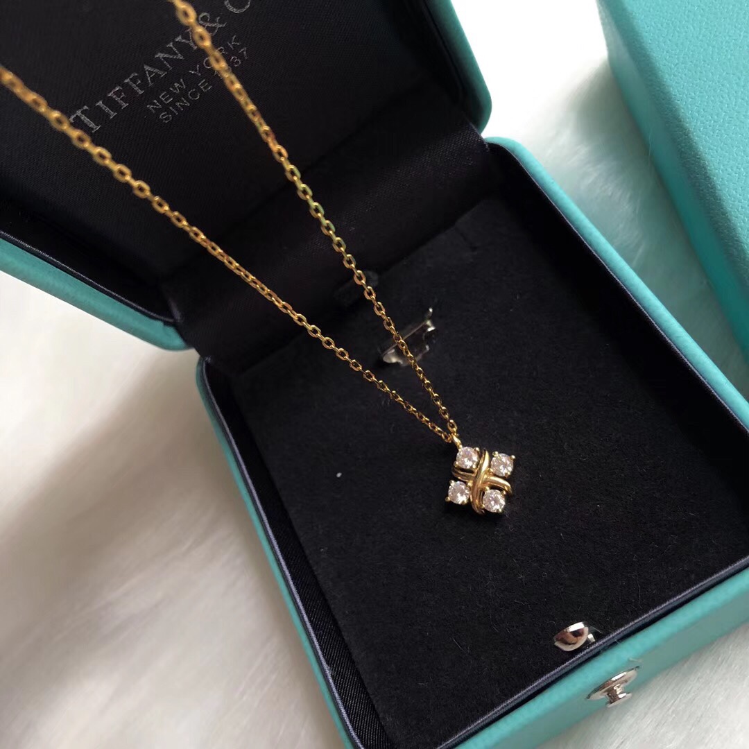 Tiffany Co Schlumberger Lynn necklace yellow gold with clear diamonds 16 inches