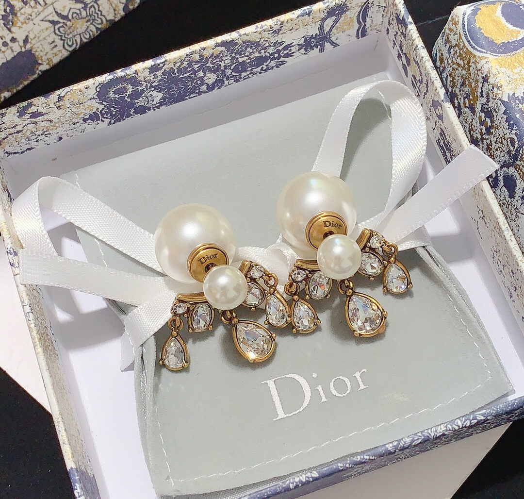 Dior Tribales Pearl Crystal Drop Earrings earrings Antique gold-tone metal white pearl clear faceted crystal One Size post style approx 2cm drop length