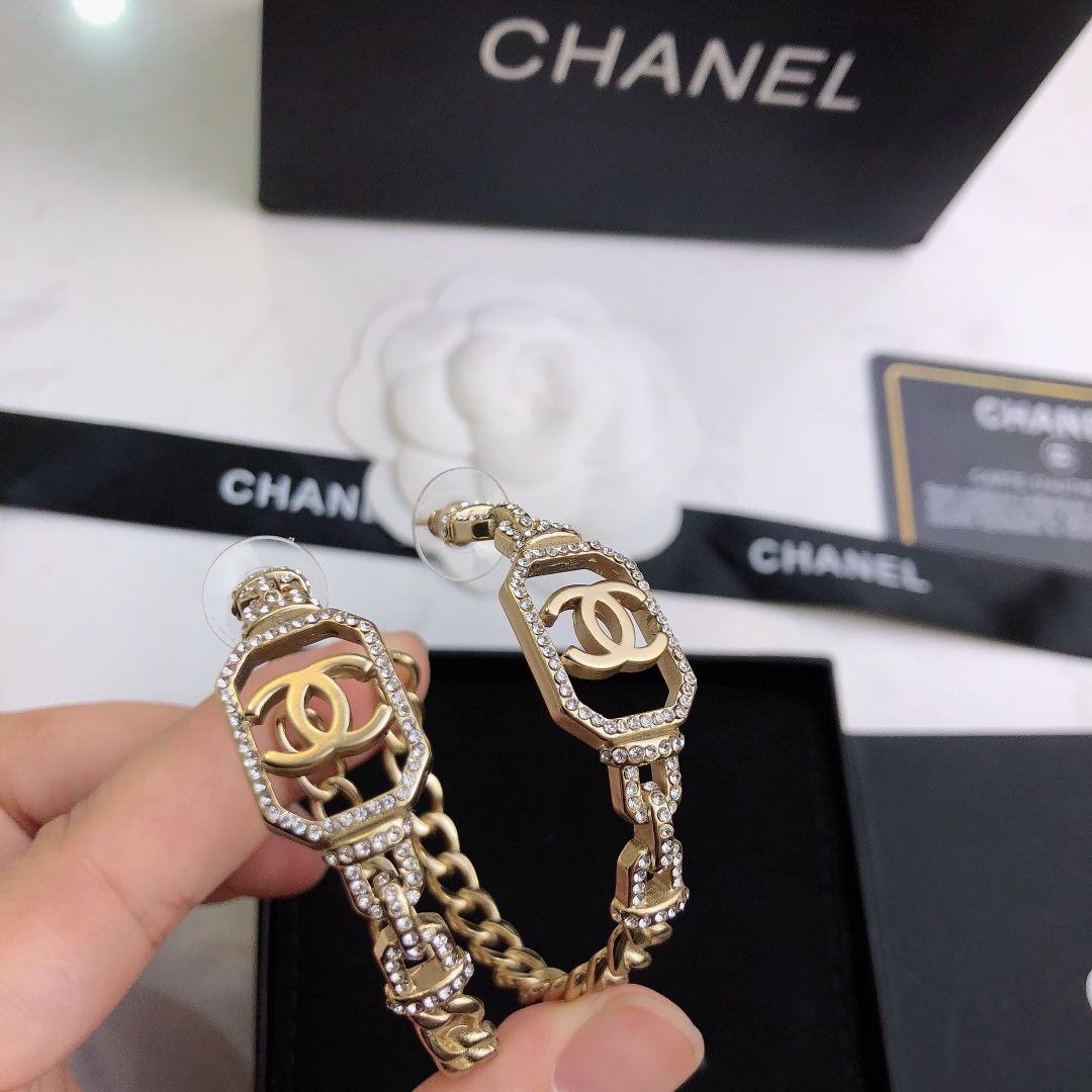 Chanel CC Crystal Chain Hoop Earrings earrings Gold-tone metal with clear crystal accents One Size