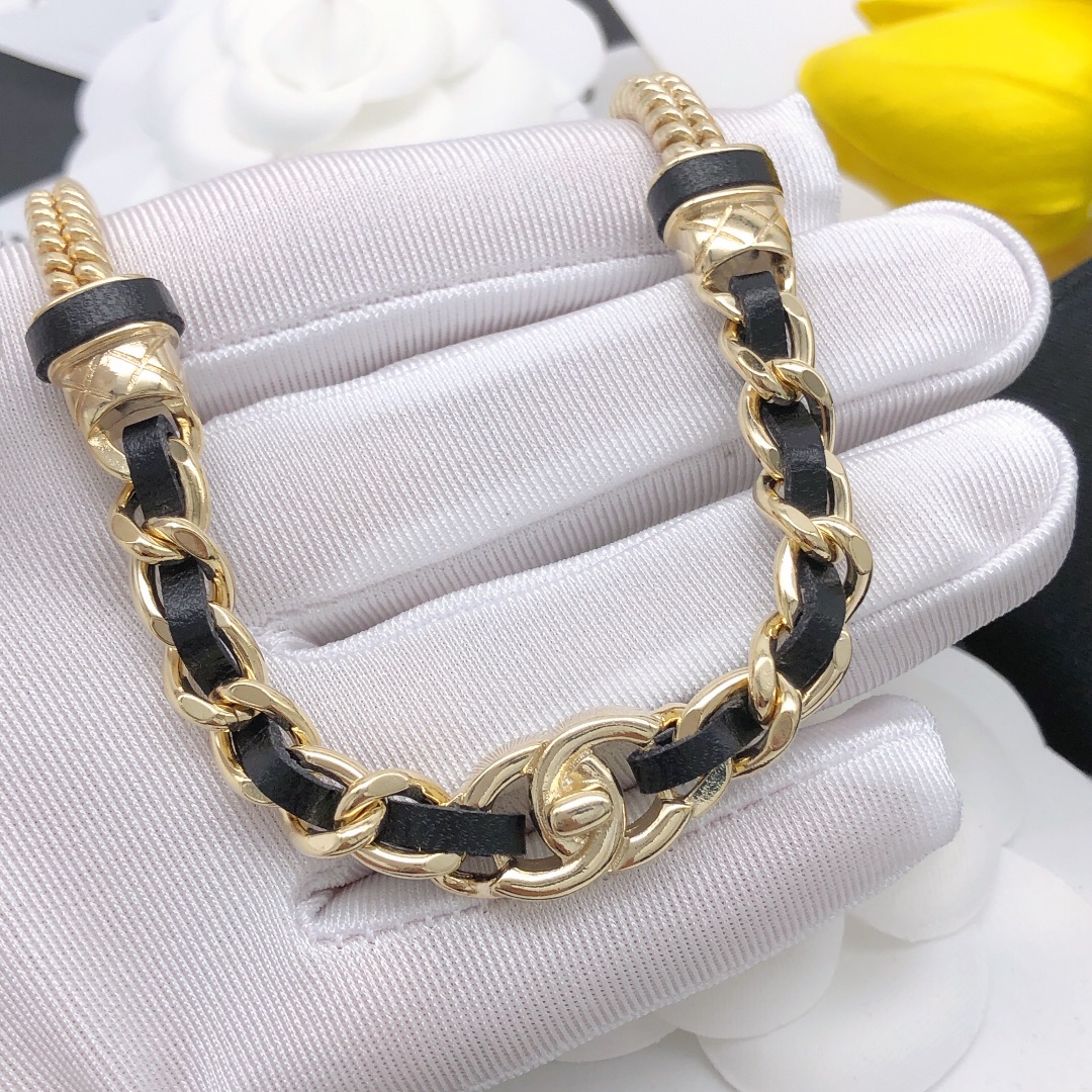 Chanel CC Turnlock Leather Woven Chain necklace gold tone metal black leather 40cm