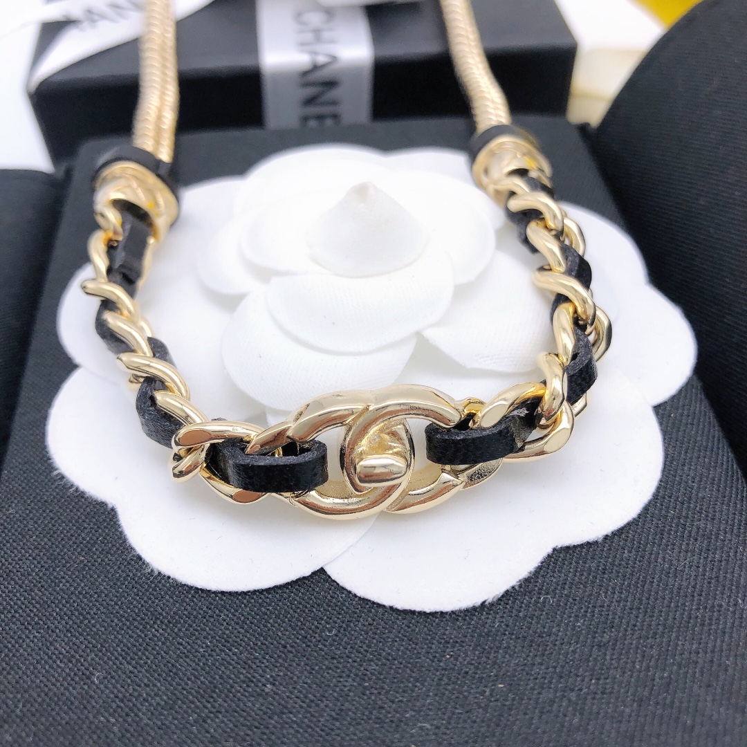 Chanel CC Turnlock Leather Woven Chain necklace gold tone metal black leather 40cm