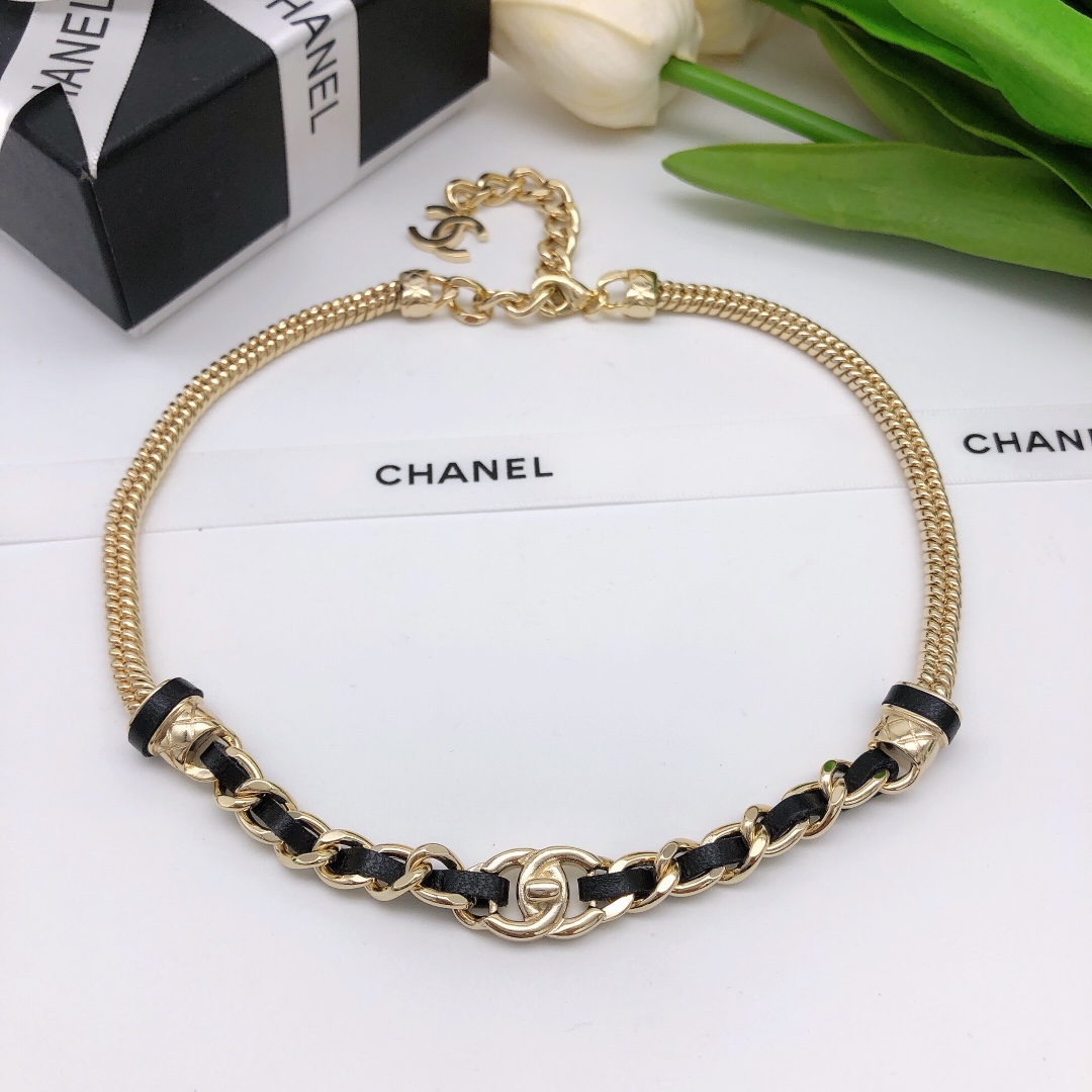 Chanel CC Turnlock Leather Woven Chain necklace gold tone metal black leather 40cm