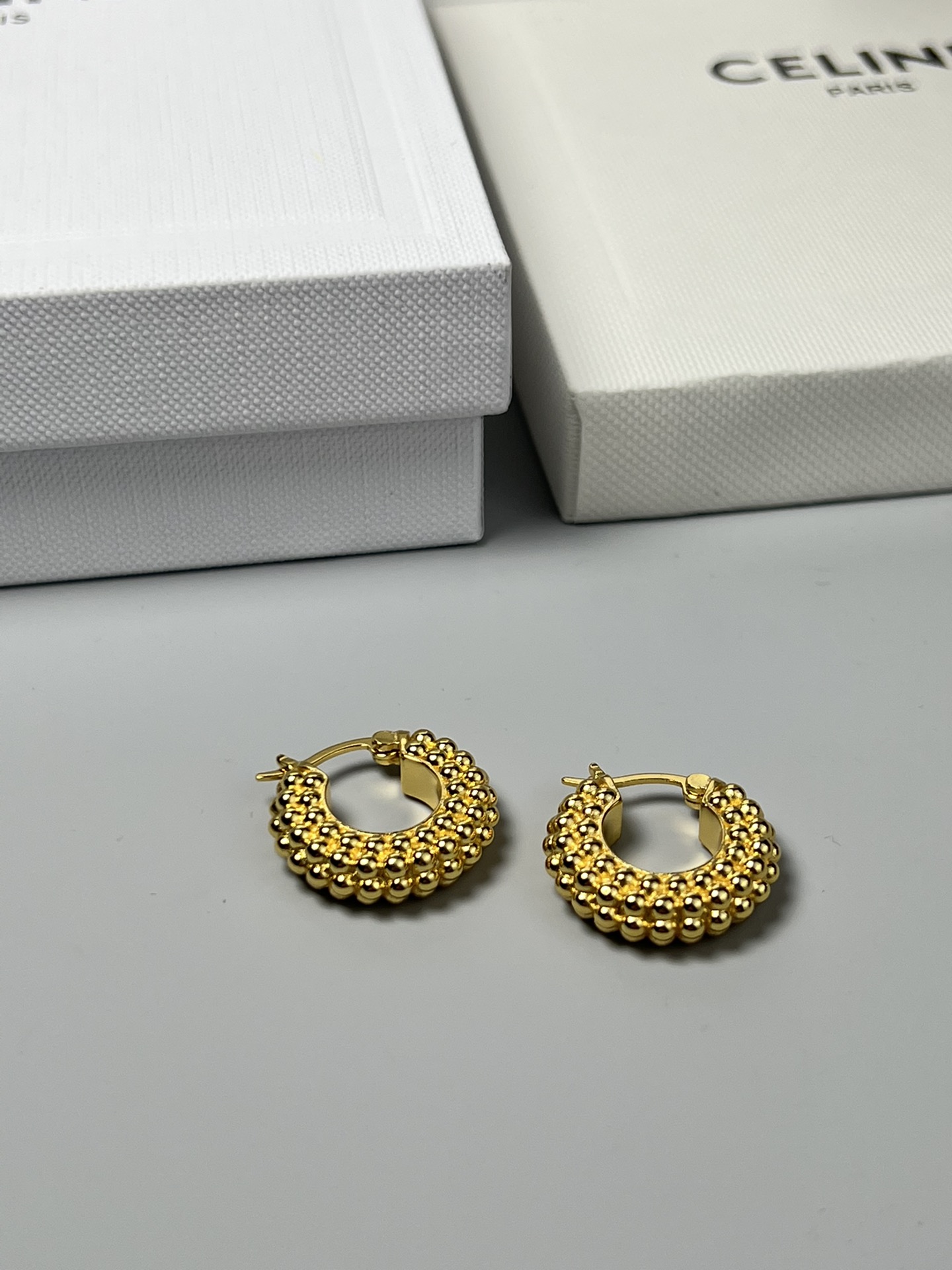 Celine YHEH045 Beaded Hoop earrings gold-tone metal 2cm diameter