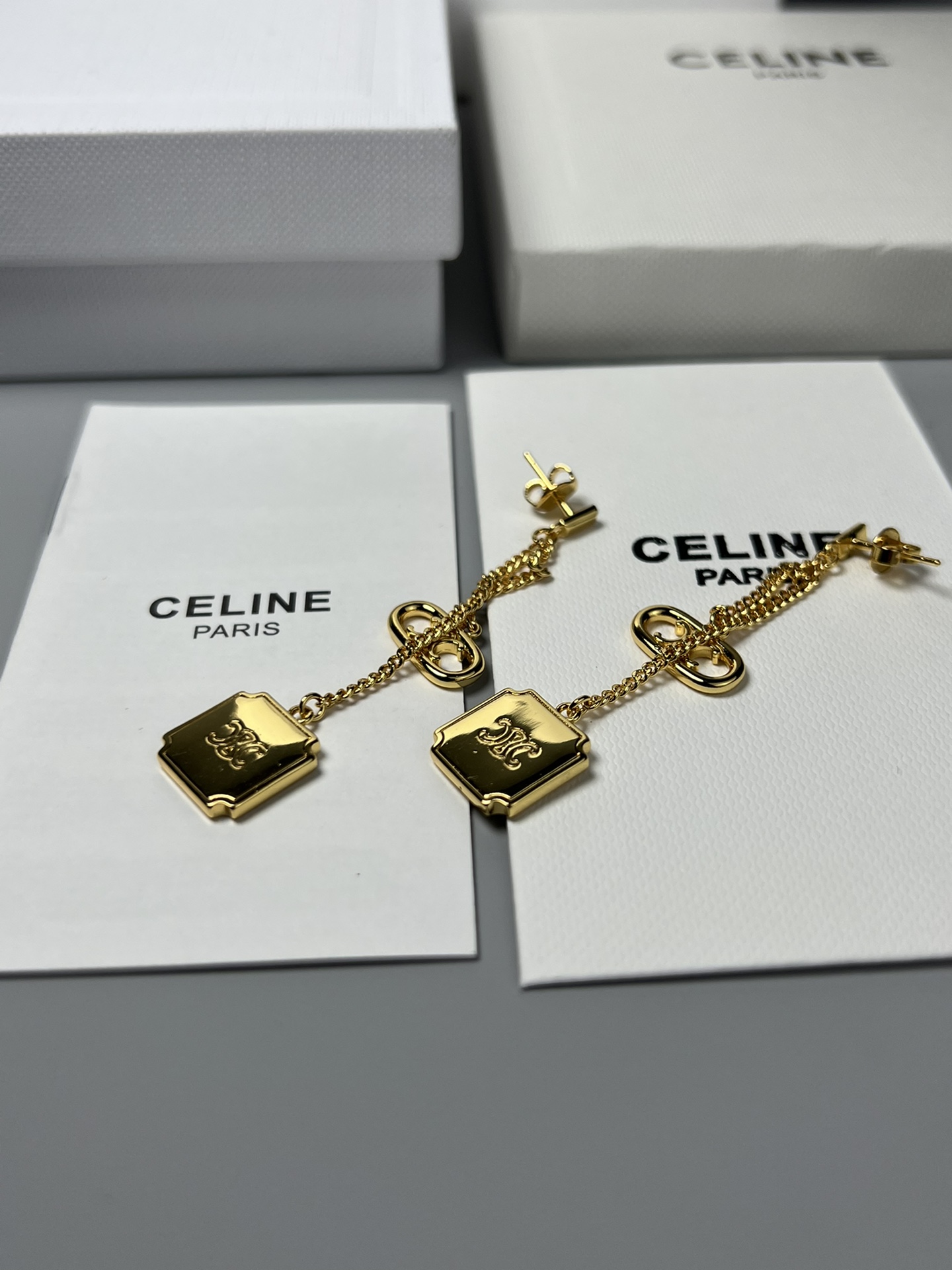 Celine Triomphe 16 Dangling Earrings earrings 18K gold tone metal no accent stones 5cm drop length