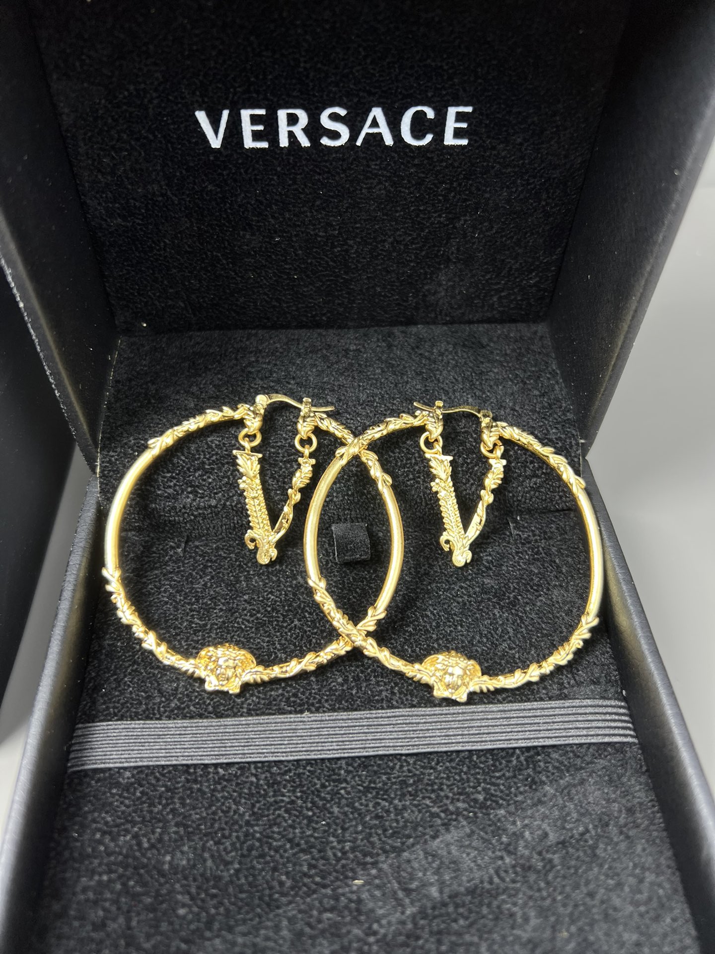 Luxury necklace