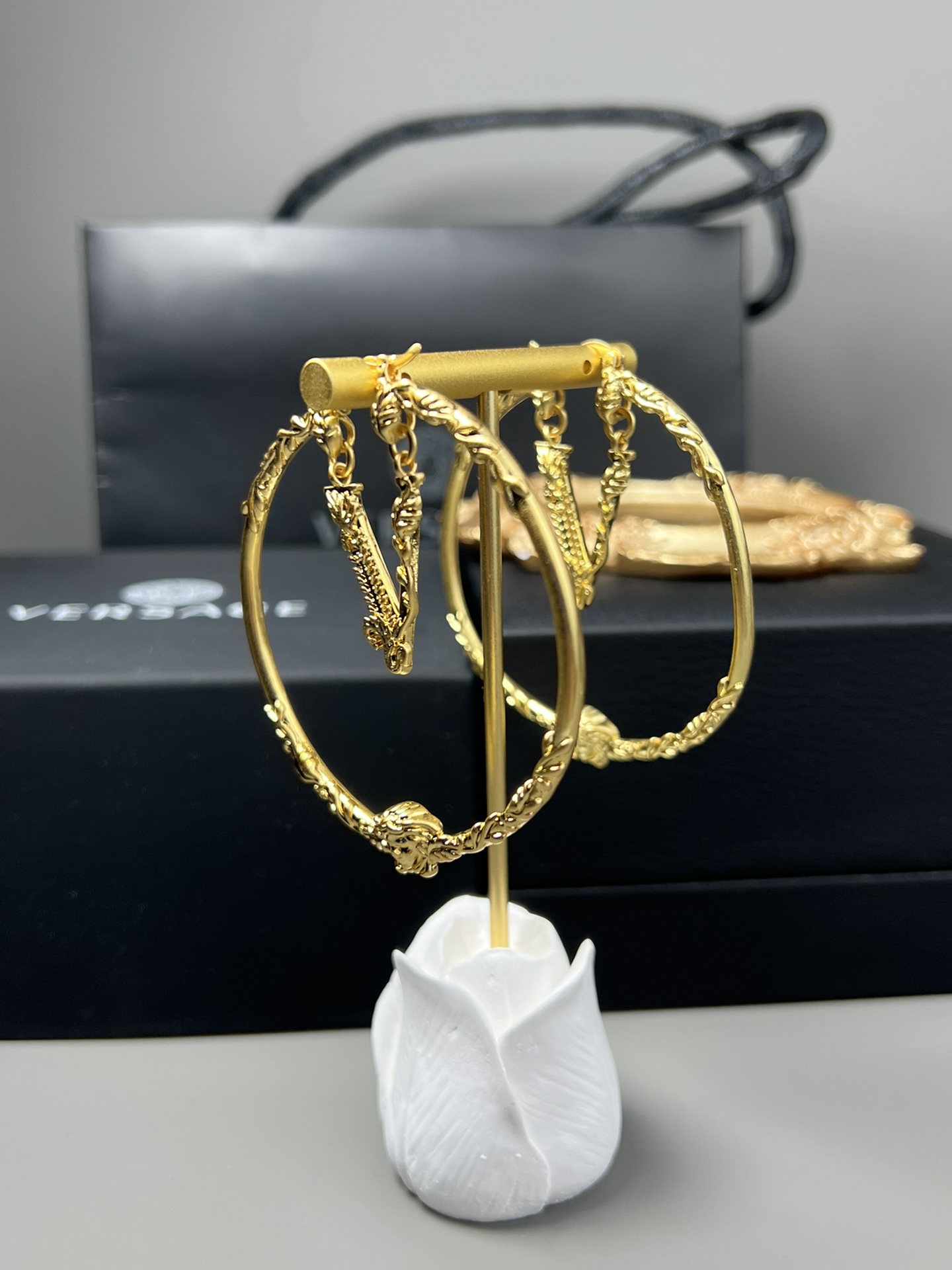 Luxury necklace